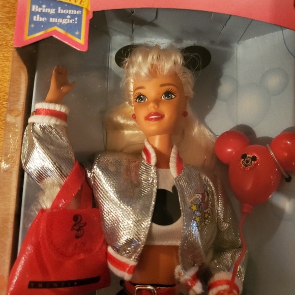 NIB! SPECIAL EDITION 25TH ANNIVERSARY WALT DISNEY WORLD BARBIE UNOPENED 1996 - Picture 2 of 4